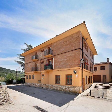 Albergue Sierra De Arbe Naval Dış mekan fotoğraf